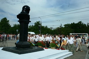 День Конституции отметили дракой 