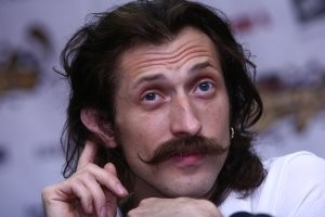 Лидер группы Gogol Bordello Евгений Гудзь: «За варениками больше всего скучает наш эфиопский басист» 