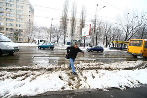 В том, что горожане «тонут» на улицах, виноваты жэки  