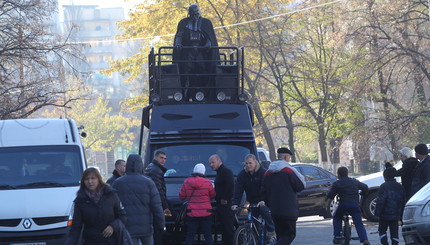 Дарту Вейдеру не дали проголосовать.