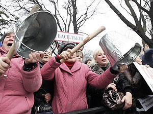 Из-за Налогового кодекса предприниматели угрожают властям бессрочными забастовками