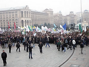 Сегодня Майдан попросят разойтись