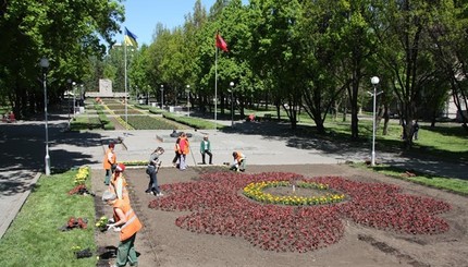 В Запорожье появился гигантский 