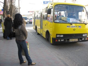 Перевозчики требуют увеличить плату за проезд в маршрутках