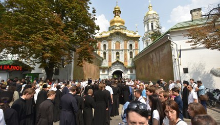 Крестный ход в Киеве: фото с места событий