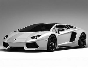 Новым Бэтмобилем станет Lamborghini Aventador