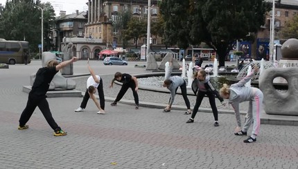 В Запорожье впервые прошла групповая уличная зарядка