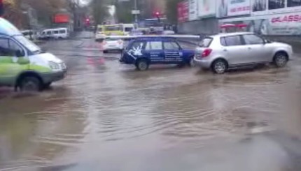 В Днепропетровске сильный ливень