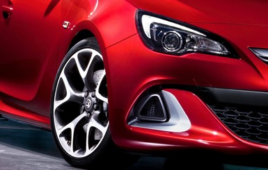 Серийные модели 280-сильной Astra GTC вот-вот поступят в продажу