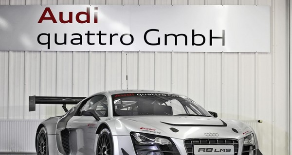 Audi Motorsport представила новую гоночную R8 LMS Ultra