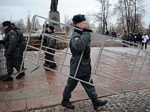 Активисты на Болотной площади поблагодарили полицию