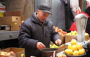 К Новому году подорожали мясо и зелень