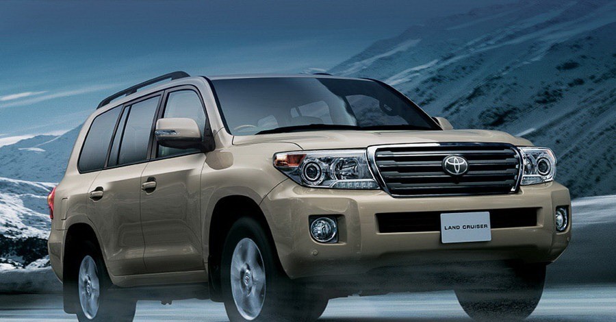 Toyota представила обновленную версию своего Land Cruiser 200 