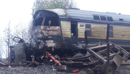 Поезд столкнулся с грузовиком 