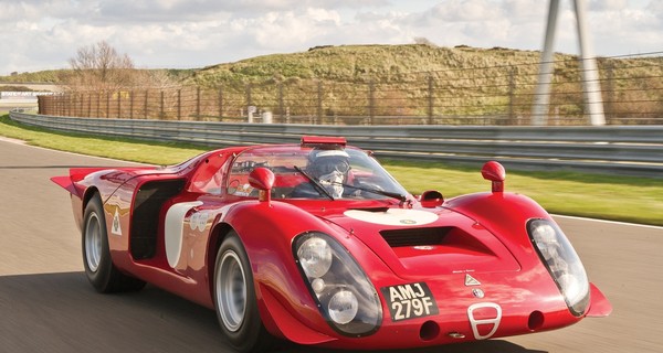 Редчайший Alfa Romeo Tipo 33/2 Daytona продадут на аукционе в Монако 