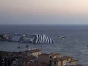 Среди пассажиров Costa Concordia были двое потомков официанта, работавшего на 