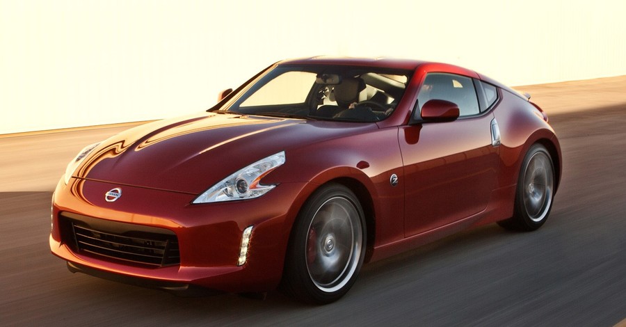 Новый спорткар Nissan 370Z 2013 официально дебютировал в Чикаго