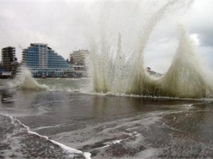 В Крыму объявлено штормовое предупреждение