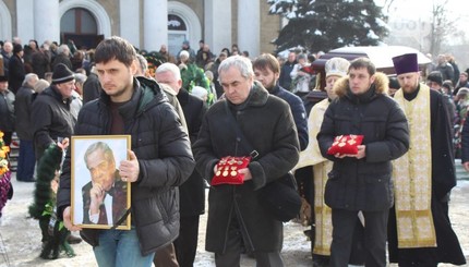 На похороны депутата Ваната приехал Парубий