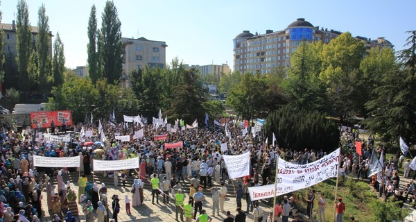 Митинг крымских мусульман-радикалов закончился принятием резолюции