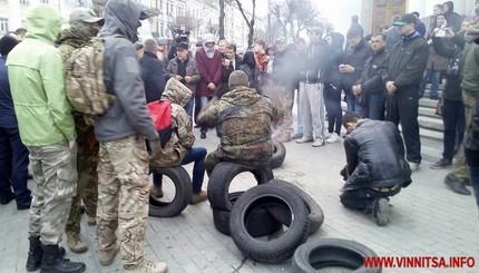 В Виннице подожгли шины