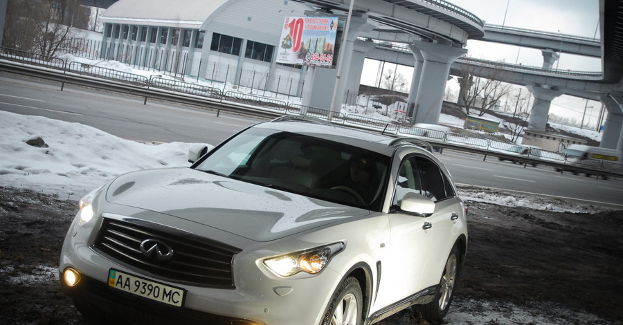 Infiniti FX 30d: быстро, стильно, экономно 