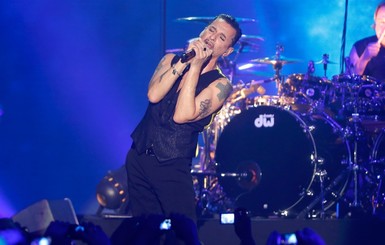 Вокалист Depeche Mode потребовал в Киеве уединения 