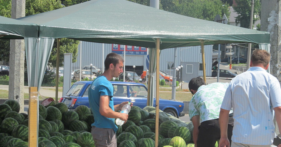 На рынках города продают 