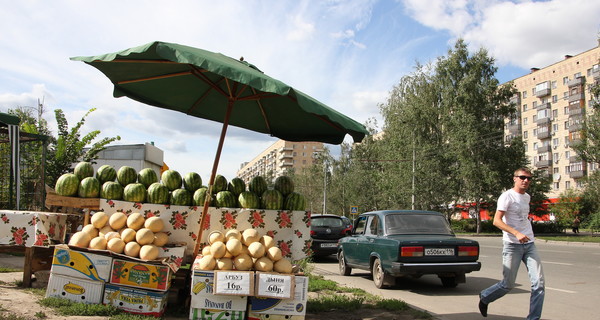 Рынки завалили арбузами-скороспелками