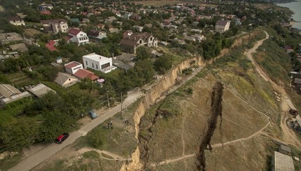 Шокирующие фотографии оползня в Одессе