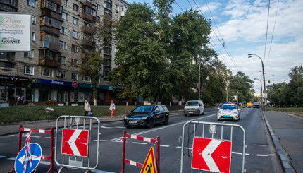 Прорыв трубы на Подоле 