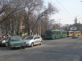 Авария остановила полсотни троллейбусов 