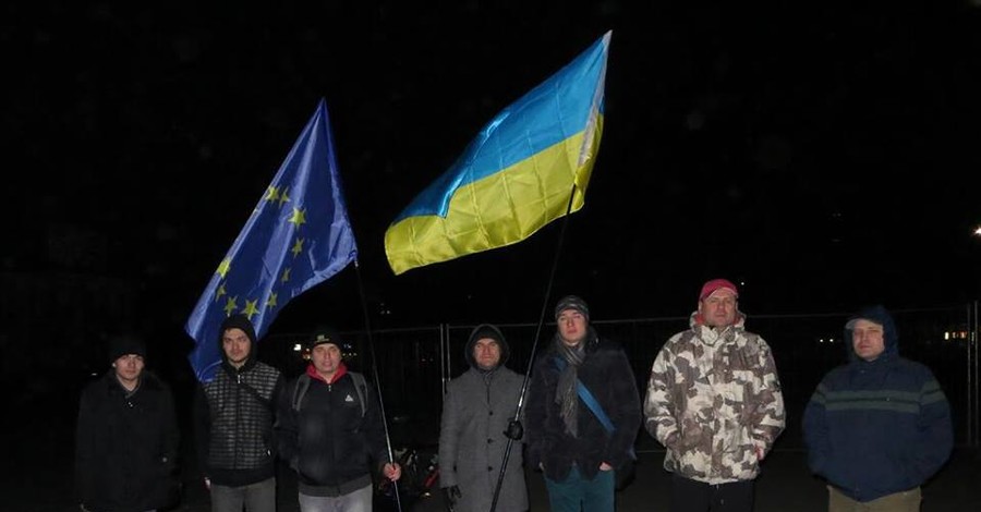 Харьковчане зовут на площадь Свободы в поддержку 