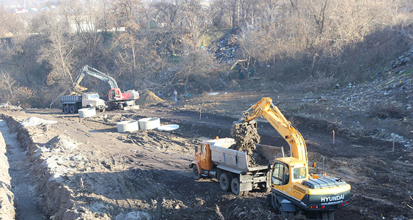 В самом молодом районе города отремонтировали главные дороги