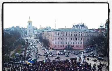 В метро на станции Льва Толстого – пробка из людей