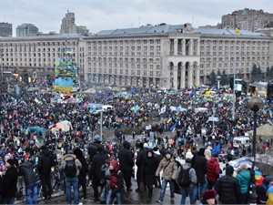 В переходе возле стелы отключили свет