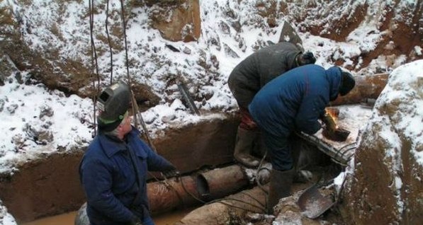 В Донецке без тепла и горячей воды остались полторы сотни многоэтажек