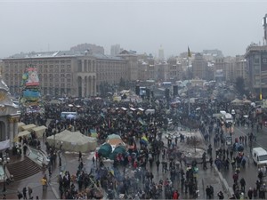 Суд не будет трогать баррикады в центре Киева до Нового года