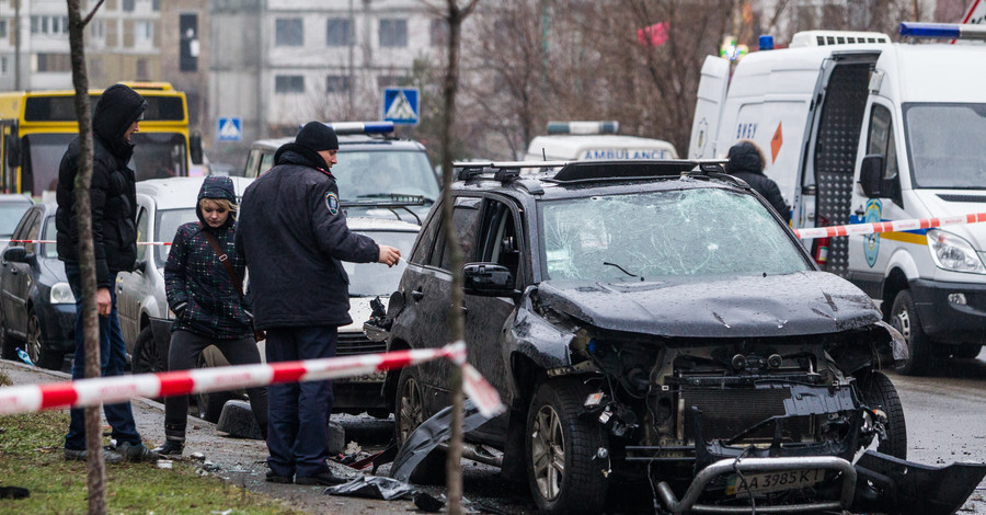 В Дарнице взорвали джип председателя кооператива