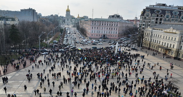 Евромайдановцы в Харькове притворились свидетелями Иеговы