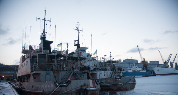 Черное море покрывается льдом