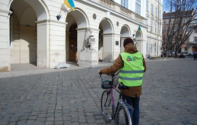 Улицы Львова патрулируют горожане вместе с правоохранителями