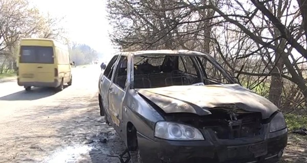 В Запорожской области возле речки нашли труп владельца сожженной машины