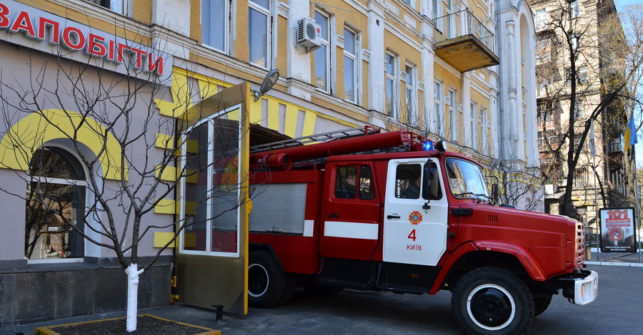 Герои нашего времени: в горящую избу? Войду! 