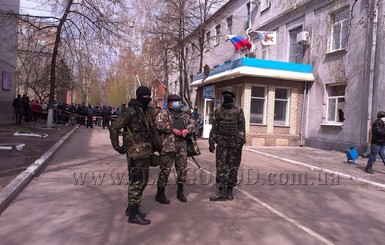 Источники: в Краматорске милицию захватили приезжие