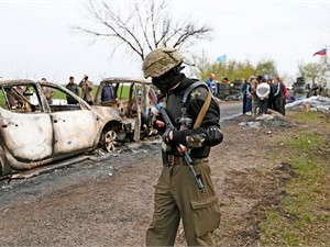 СМИ: В Славянске снова звучат выстрелы