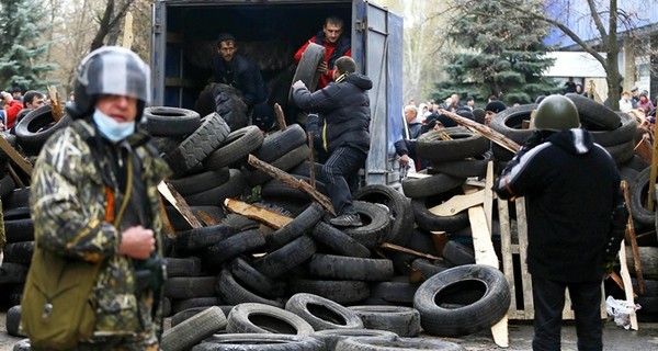 В Славянске неизвестные напали на оружейные склады    