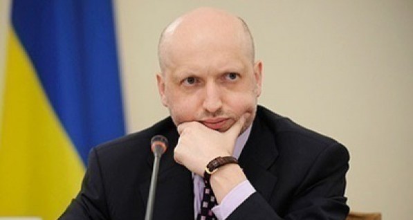 Турчинов переназначил Луценко своим советником