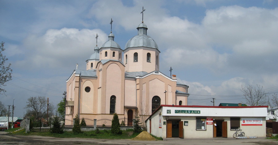 На Львовщине священник отказался отпеть умершего ребенка 