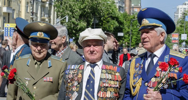 9 Мая без парада, но с поздравлениями 